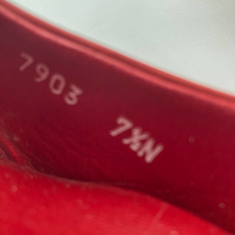 Vintage 80s Red Leather Wood Stacked Kitten Heel Pumps - Picture 7 of 14